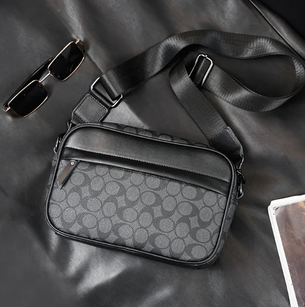 Мужская сумка барсетка Coach через плечо экокожа 25х15х6,5 см черная