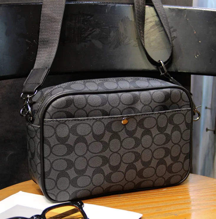 Мужская сумка барсетка Coach через плечо экокожа 25х15х6,5 см черная
