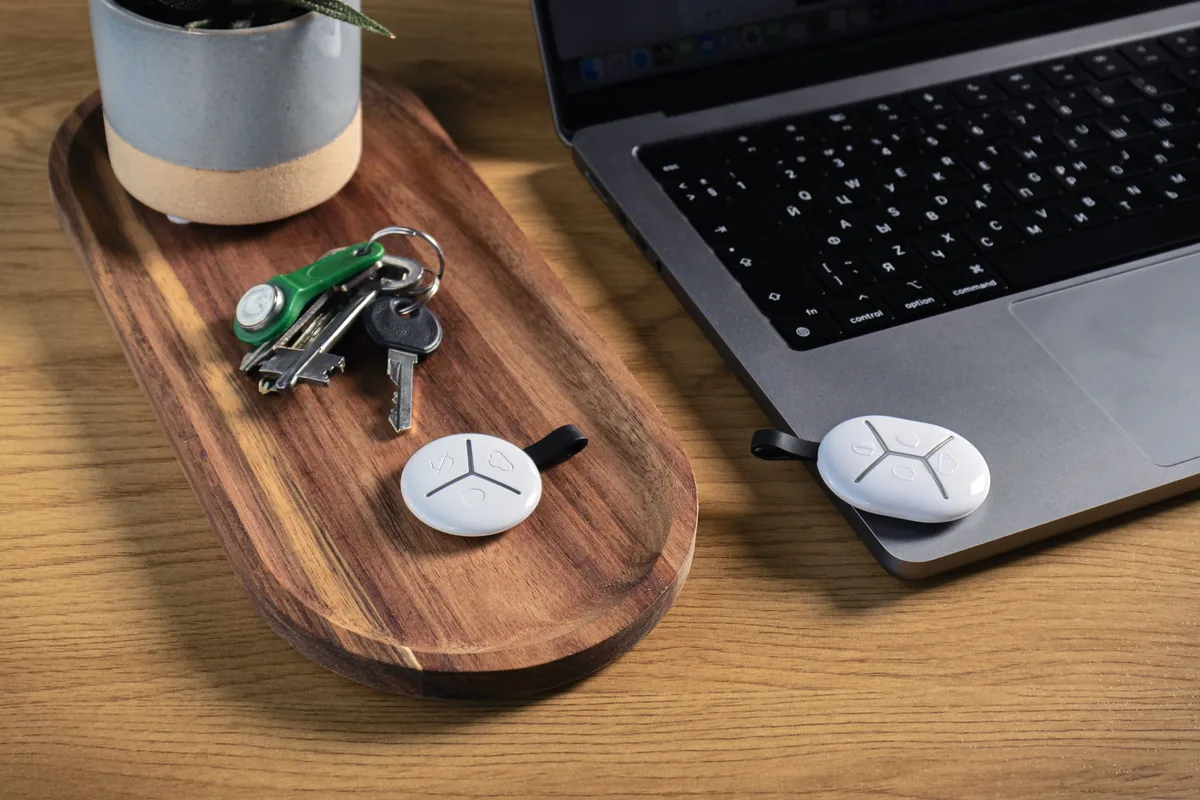 Брелок U-Prox Keyfob B4 White, 4 кнопки, бездротовий, білий