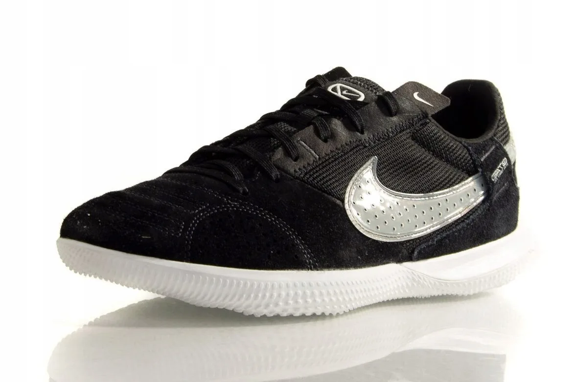 Футзалки Nike кожа 40 5 черные