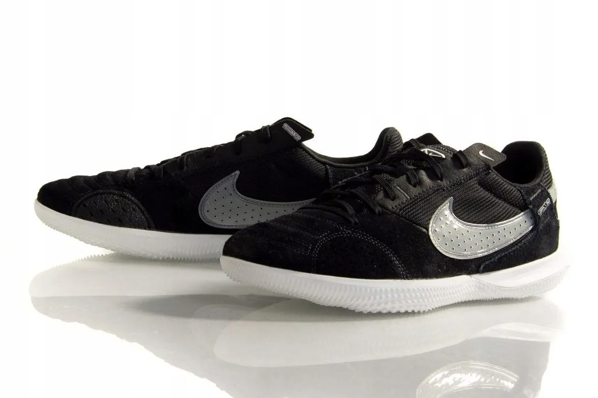 Футзалки Nike кожа 40 5 черные