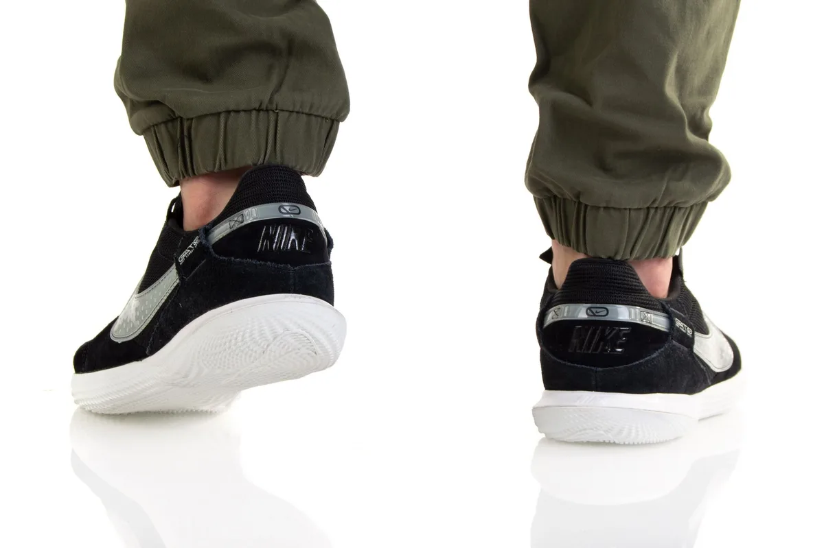 Футзалки Nike кожа 40 5 черные