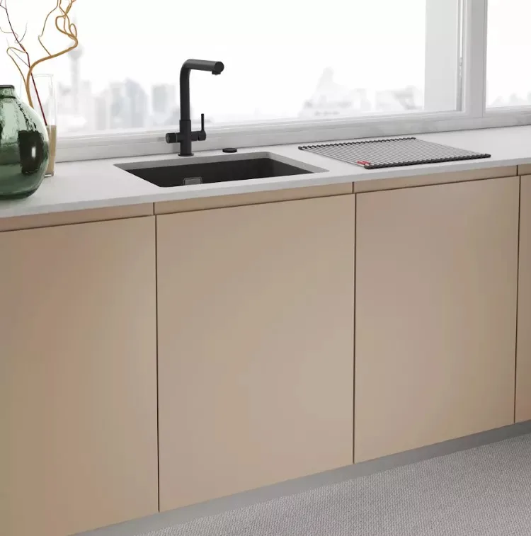 Кухонный смеситель Franke Lina L Clear Water 20, высота излива - 254 мм, поворотный, однорычажный, матовый черный