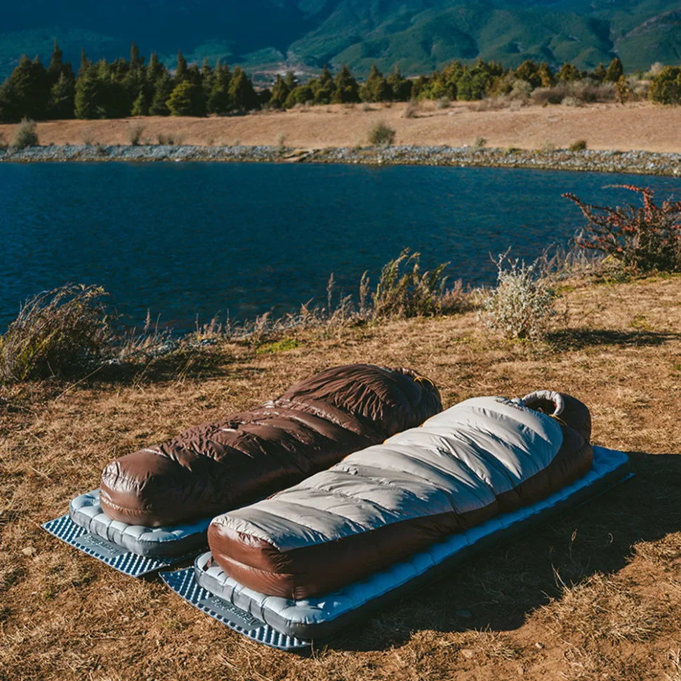 Спальник Naturehike нейлон 190х75 см темно-коричневий 400 г