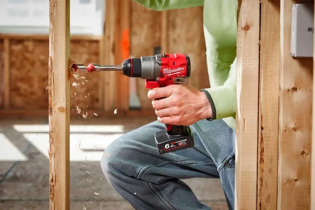 Акумуляторний шуруповерт-дриль Milwaukee M12 FDD2-0 12В 45Нм 450·1550об/хв 1.1кг без батареї та зарядного пристрою.