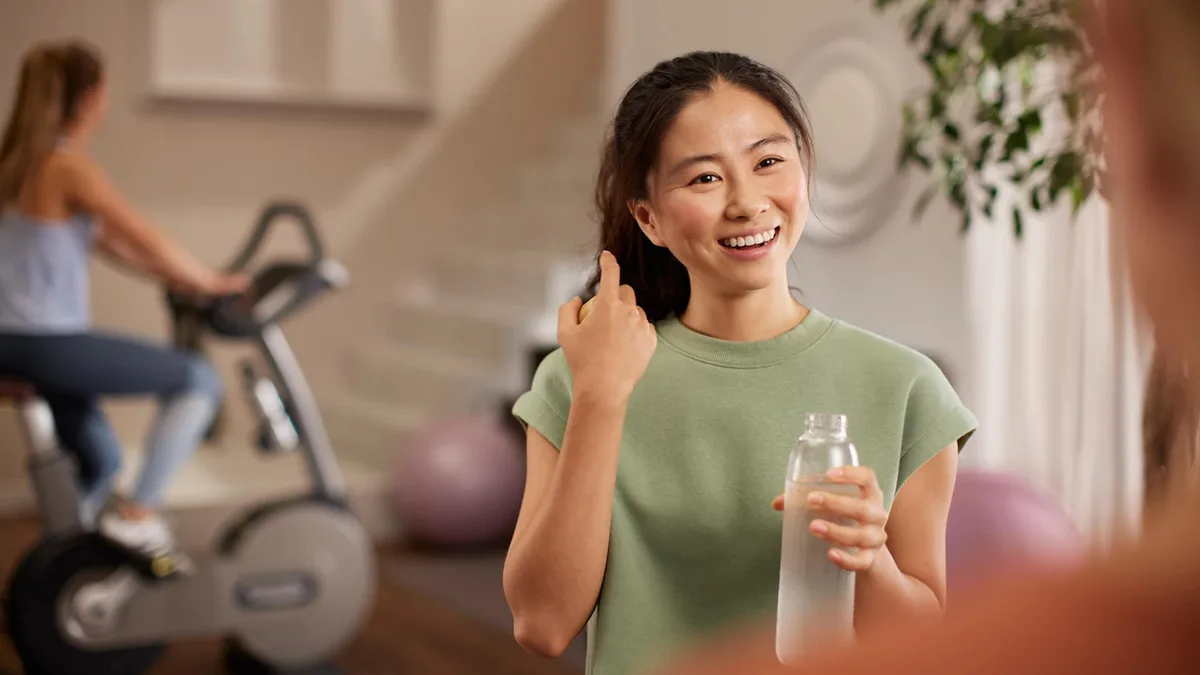 Електрична зубна щітка Philips Sonicare 5300 Series, 62 тис. коливань/хв, 1 насадка, з футляром, біла.