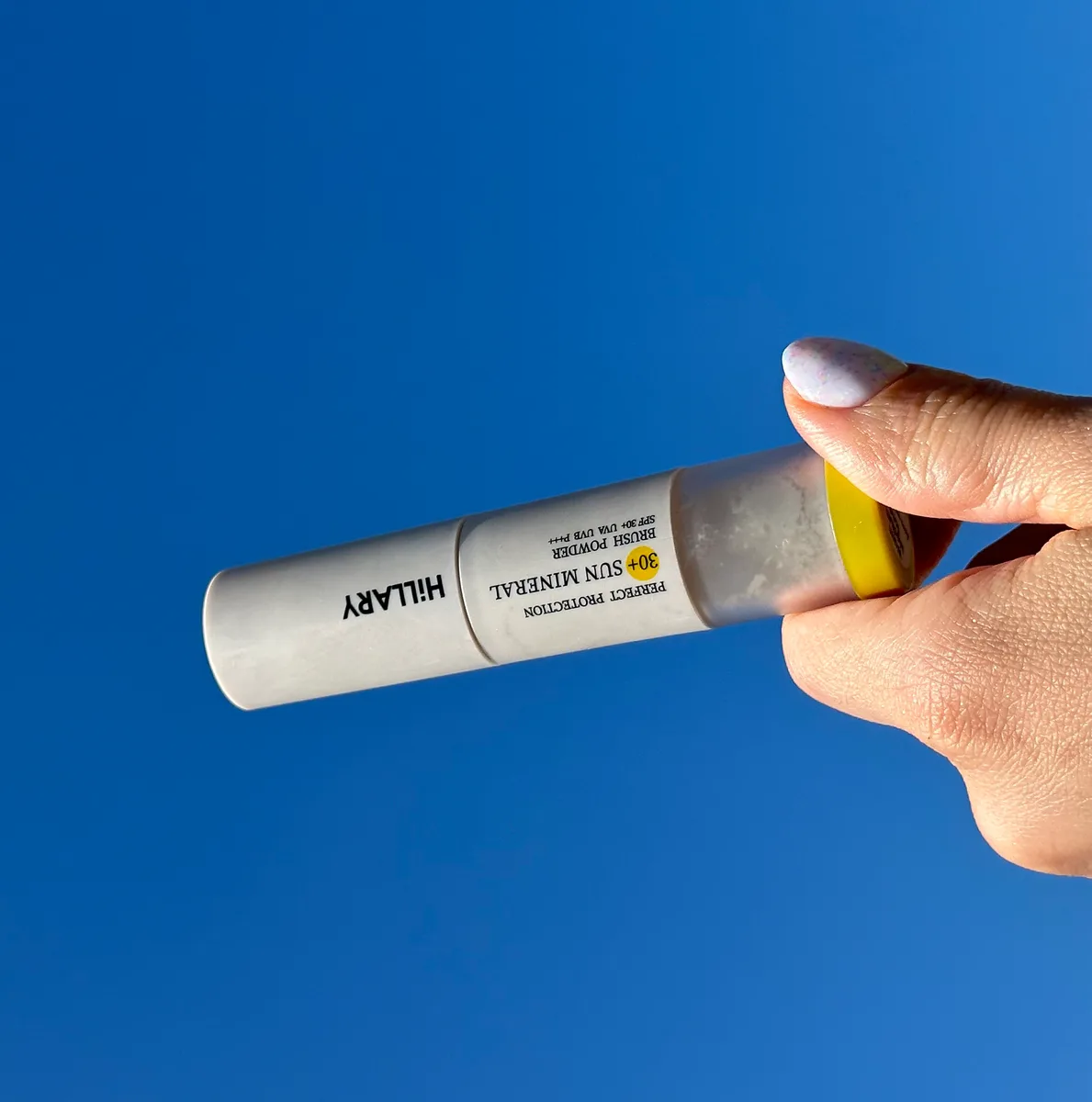 Сонцезахисна мінеральна пудра натуральна бежева з SPF 30+ Hillary Perfect Protection Sun Mineral Brush Powder