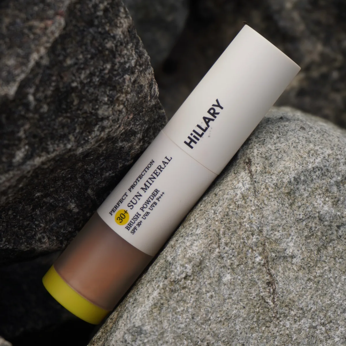 Сонцезахисна мінеральна пудра натуральна бежева з SPF 30+ Hillary Perfect Protection Sun Mineral Brush Powder