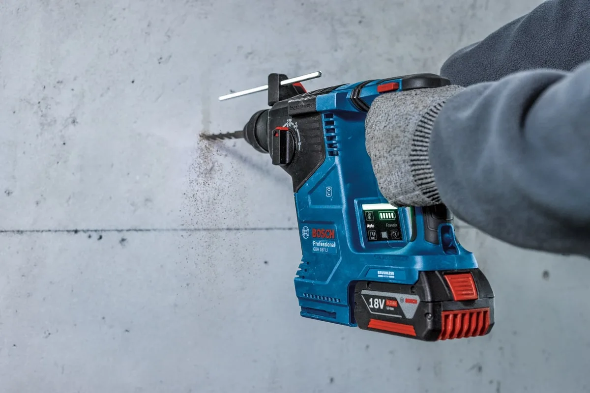 Перфоратор акумуляторний Bosch 18В 2х5А·год SDS-Plus 2.9кг кейс