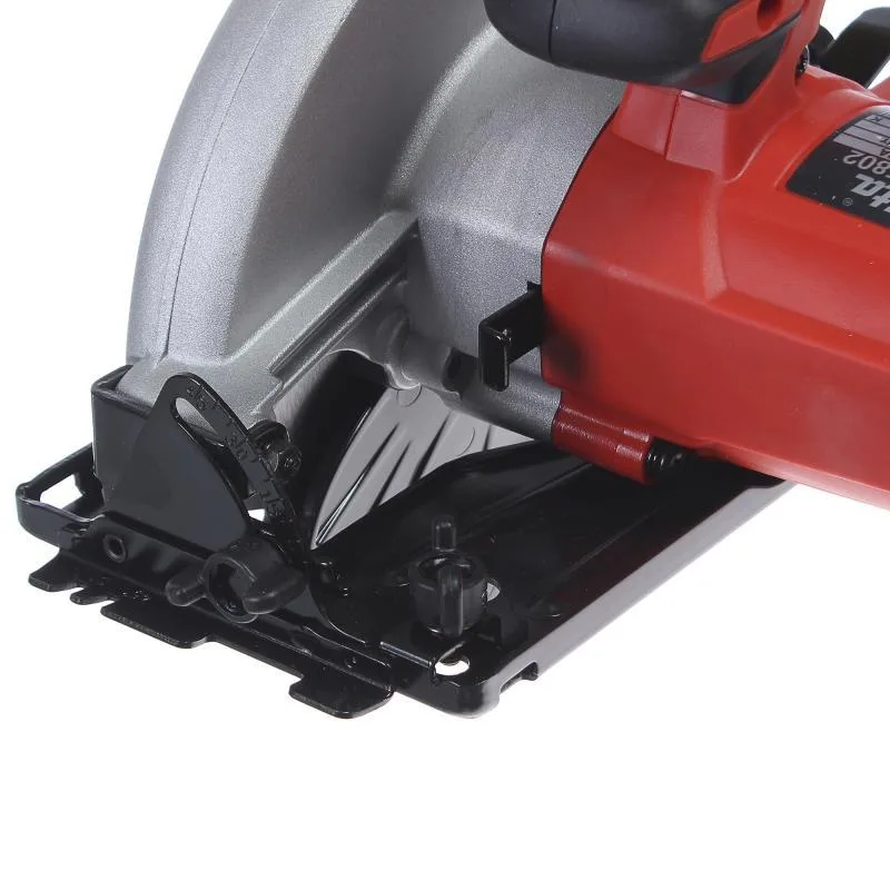 Дисковая пила Makita M5802, 1050 Вт, 190 мм, вес 4 кг