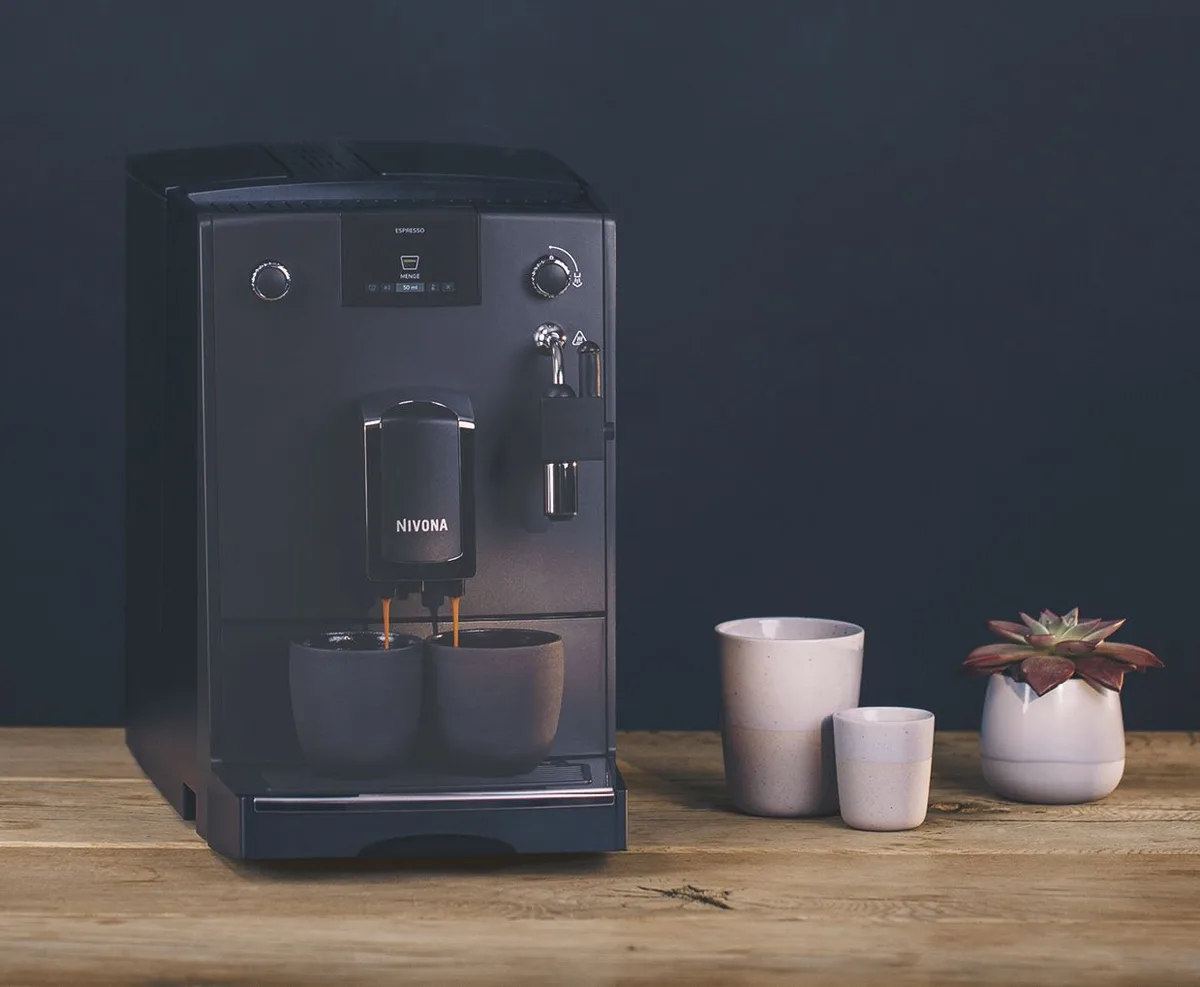 Кавомашина Nivona CafeRomatica 2.2л, для зернової та меленої кави, з ручним капучинатором та 5 авторськими рецептами, чорного коль