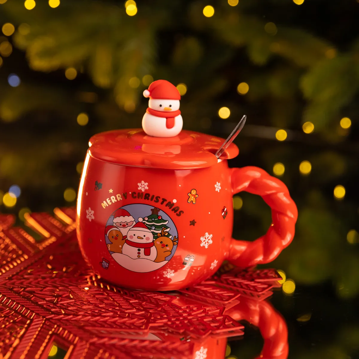 Новорічна порцелянова чашка 400 мл з кришкою біла