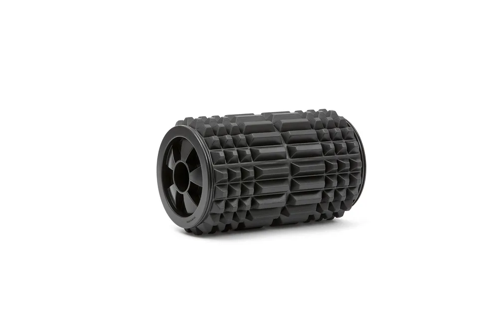 Ролик Adidas пластик 44x12,8 см чорний