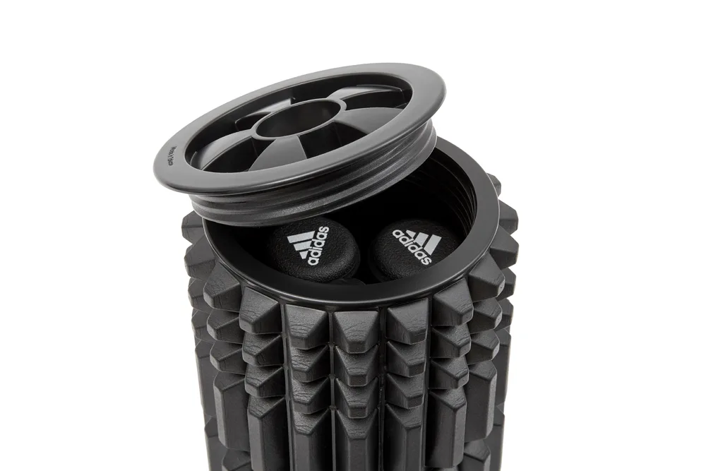 Ролик Adidas пластик 44x12,8 см чорний