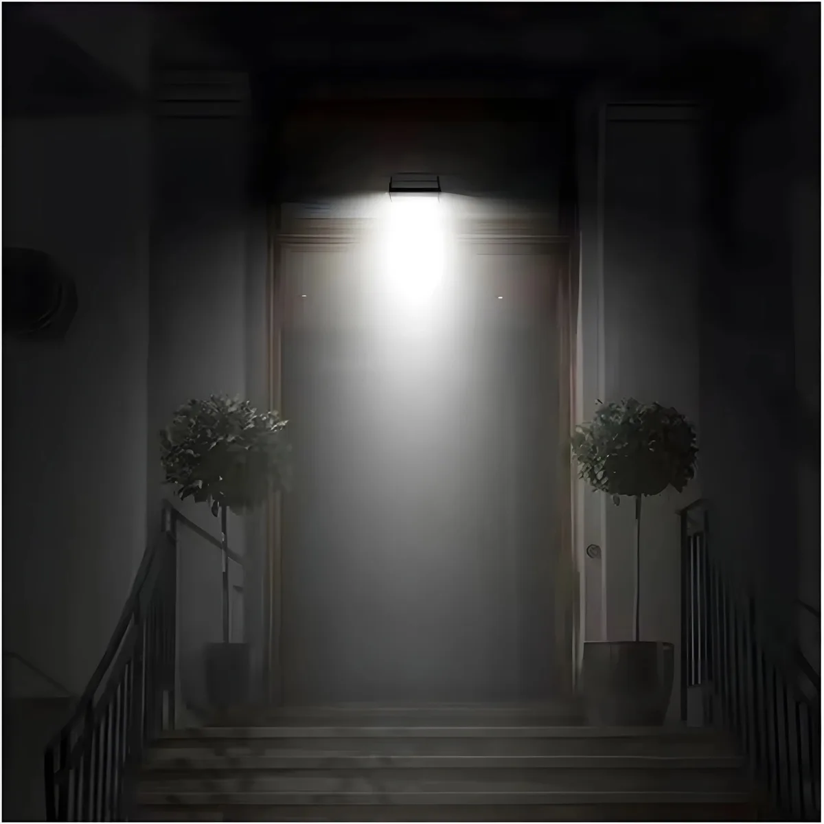 Сонячний LED-прожектор LumiLED пластик 15,2х12,6х22,9 см чорний
