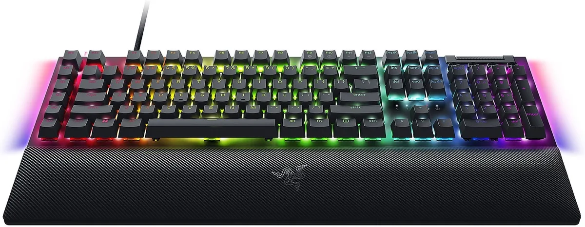 Клавіатура механічна Razer 114key USB-A чорна RGB