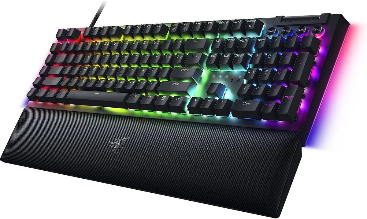 Клавіатура механічна Razer 114key USB-A чорна RGB