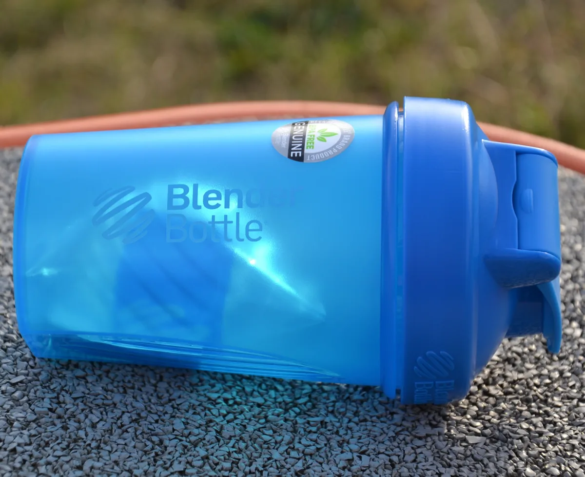 Шейкер спортивний BlenderBottle Tritan 590 мл Блакитний