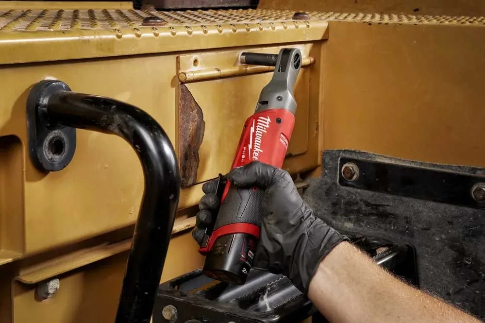 Акумуляторний ударний гвинтоверт Milwaukee M18 BLIDRC-0, 12В, 81Нм, 0-175 об/хв, 1/2", 1.5кг, без батареї та зарядного пристрою.