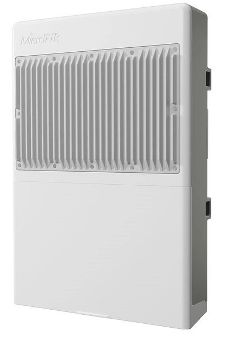Комутатор MikroTik PoE 16 портів Gigabit Ethernet 2 SFP+ для зовнішнього використання