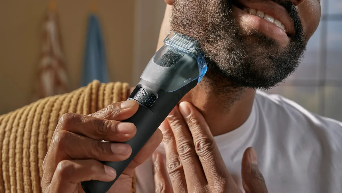 Тример Philips Series 5000 для бороди та вусів, акумуляторний, з нержавіючої сталі, чорний.