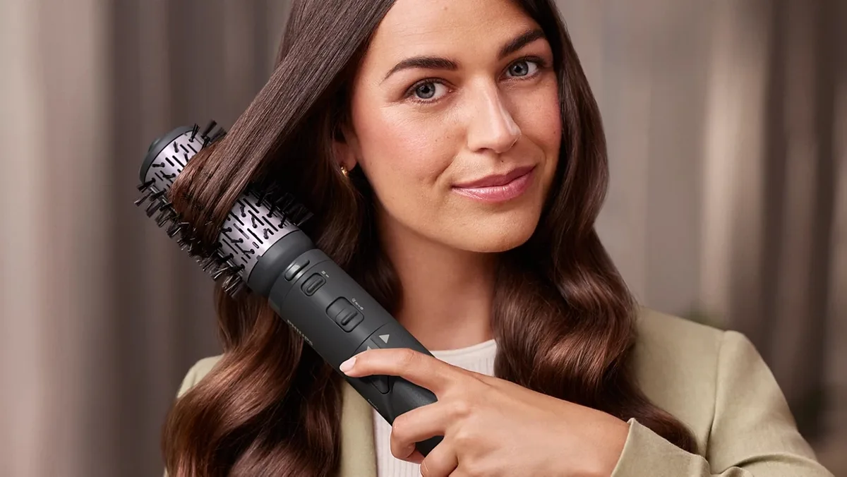 Фен-щетка Philips 7000 Series, 1000 Вт, 3 режима, ионизация, холодный обдув, черный цвет
