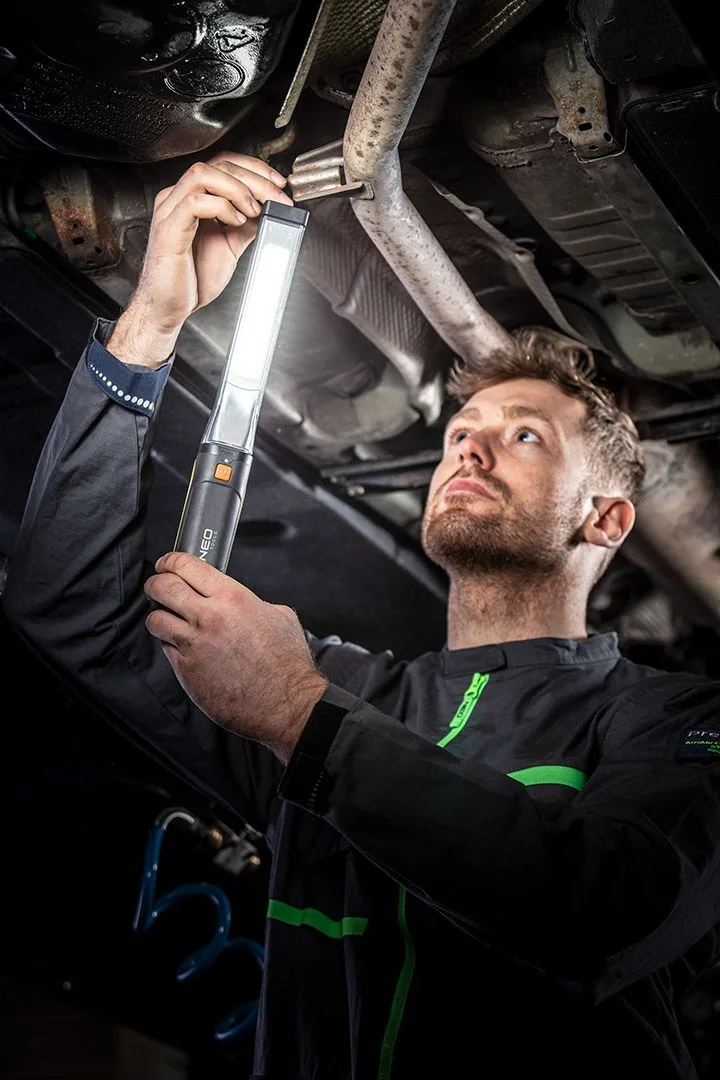 Ліхтар інспекційний акумуляторний Neo Tools, 2в1, 2200мА·год, 600лм, 8Вт, гачок 360°, IK08 стійкість до удару, IP54