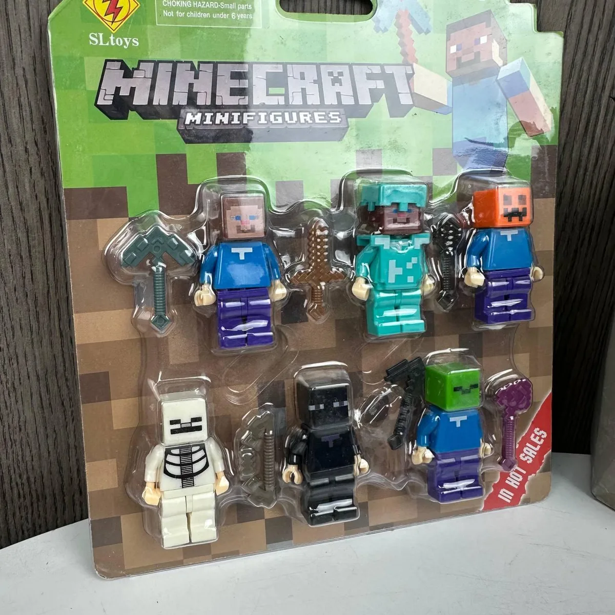 Фигурки LEGO Майнкрафт 6 фигурок с инструментом пластик 22х18 см разные цвета