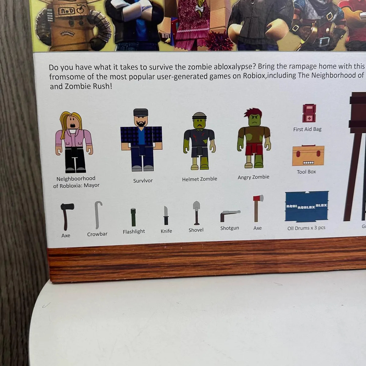 Игровые фигурки Roblox набор из 9 персонажей пластик 35х27,5х8,5 см разные цвета