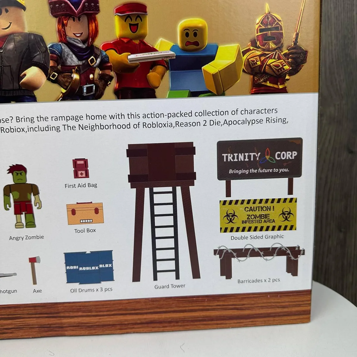 Игровые фигурки Roblox набор из 9 персонажей пластик 35х27,5х8,5 см разные цвета