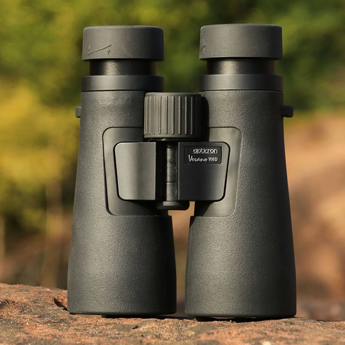 Бинокль Opticron 10x50 черный алюминий водонепроницаемый