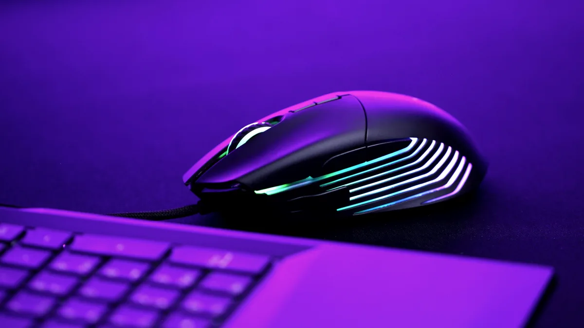 Миша ігрова Dream Machines USB 95 г чорна
