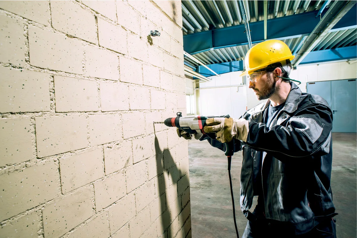Перфоратор Metabo KHE 2860 Quick SDS-plus 880Вт з пластиковим кейсом, змінним патроном, вага 3.1кг.