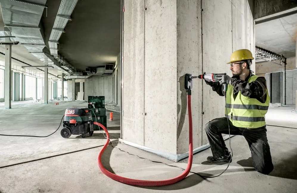 Перфоратор Metabo KHE 2860 Quick SDS-plus 880Вт з пластиковим кейсом, змінним патроном, вага 3.1кг.