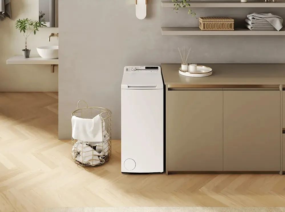 Пральна машина Whirlpool вертикальна 7кг 1200 об/хв інверторна для прання білизни з дисплеєм біла