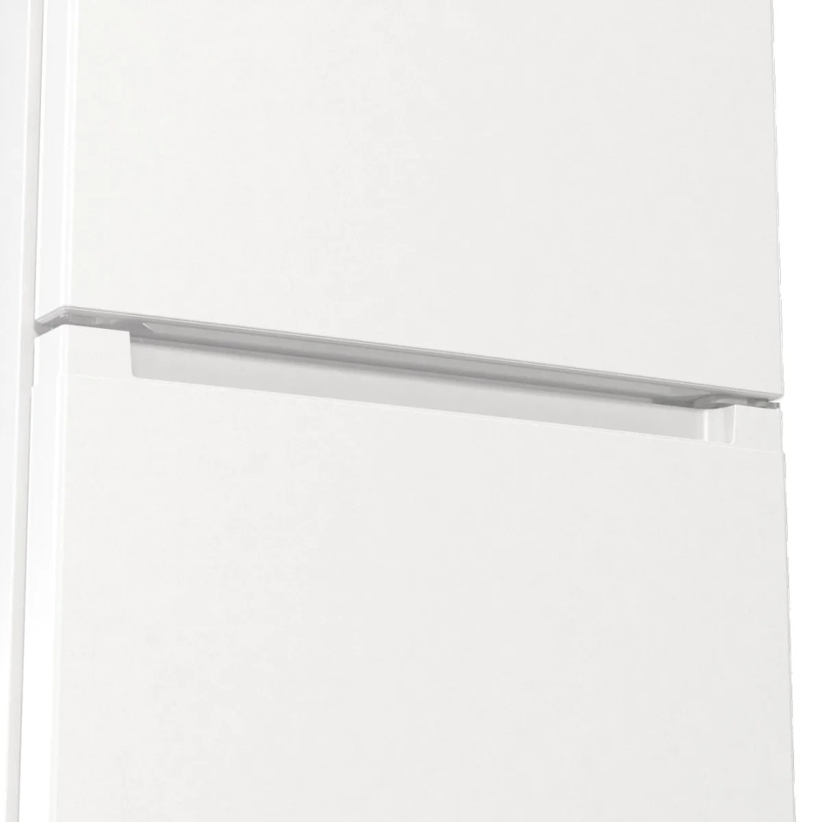 Холодильник Gorenje з нижньою морозильною камерою 2 двері NoFrost Plus для дому білий 331 л 38 дБ