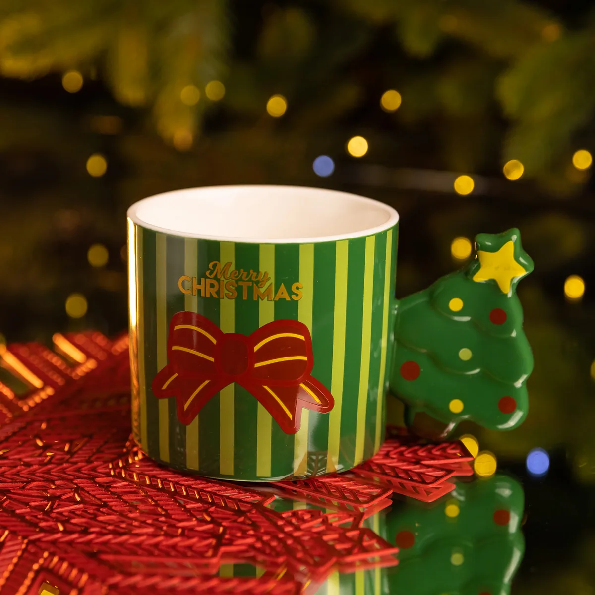 Чашка порцелянова 400 мл зелена Merry Christmas 8х9 см