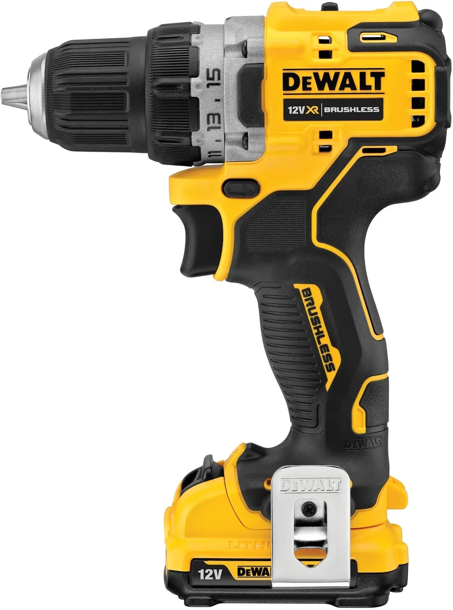 Акумуляторна дриль-шурупокрут DeWalt XR Li-Ion 12В, 2 батареї по 2А·год, момент 57.5Нм, швидкість 425-1500 об/хв, патрон 10мм, ваг
