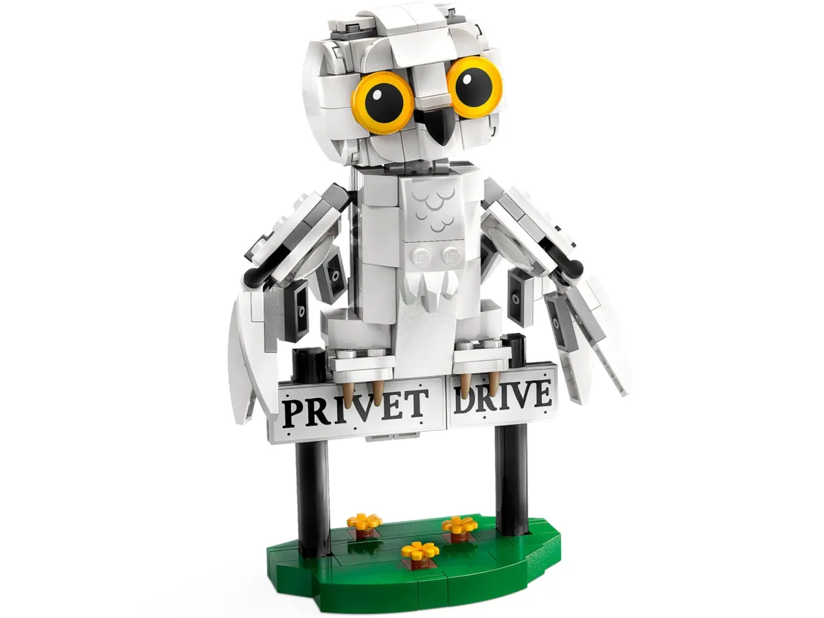 Конструктор LEGO Harry Potter Гедвіґа 7+ для дівчат і хлопців пластиковий 24х20 см Білий