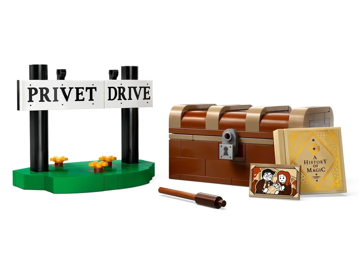 Конструктор LEGO Harry Potter Гедвіґа 7+ для дівчат і хлопців пластиковий 24х20 см Білий