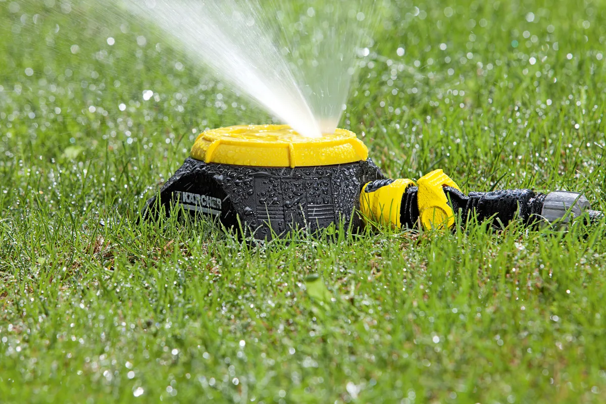 Конектор для шланга Karcher з контролем тиску води.