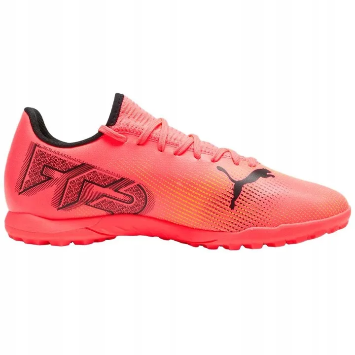 Сороконожки Puma синтетические 43 черные с яркими акцентами Fire Orchid
