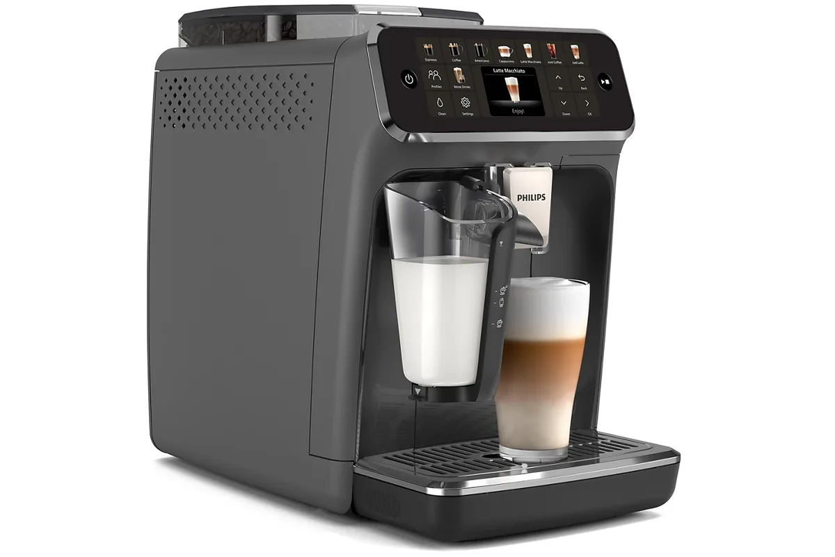 Кавоварка Philips Series 5500, 1.8л, для зернової та меленої кави, автоматичне приготування капучино, сенсорний дисплей, 22 авторс