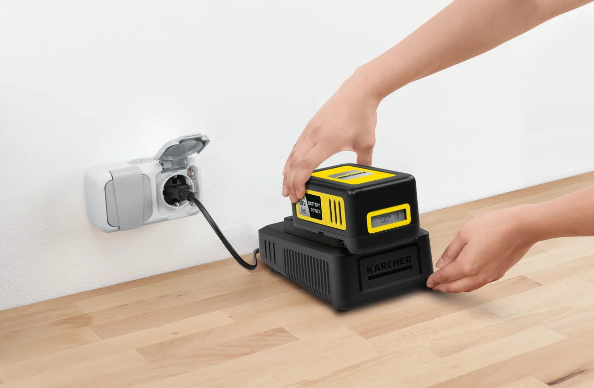 Комплект акумулятора та зарядного пристрою Karcher 18В 5А·год ЗП