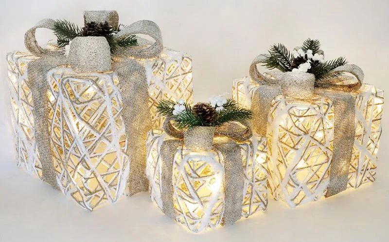 Набір подарункових коробок з LED-підсвіткою New Year Gifts білий з бежевими бантами 3 шт.