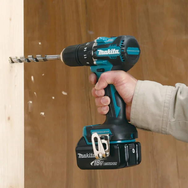 Аккумуляторный шуруповерт Makita 18В 1700об/мин быстрозажимной для сверления и заворачивания