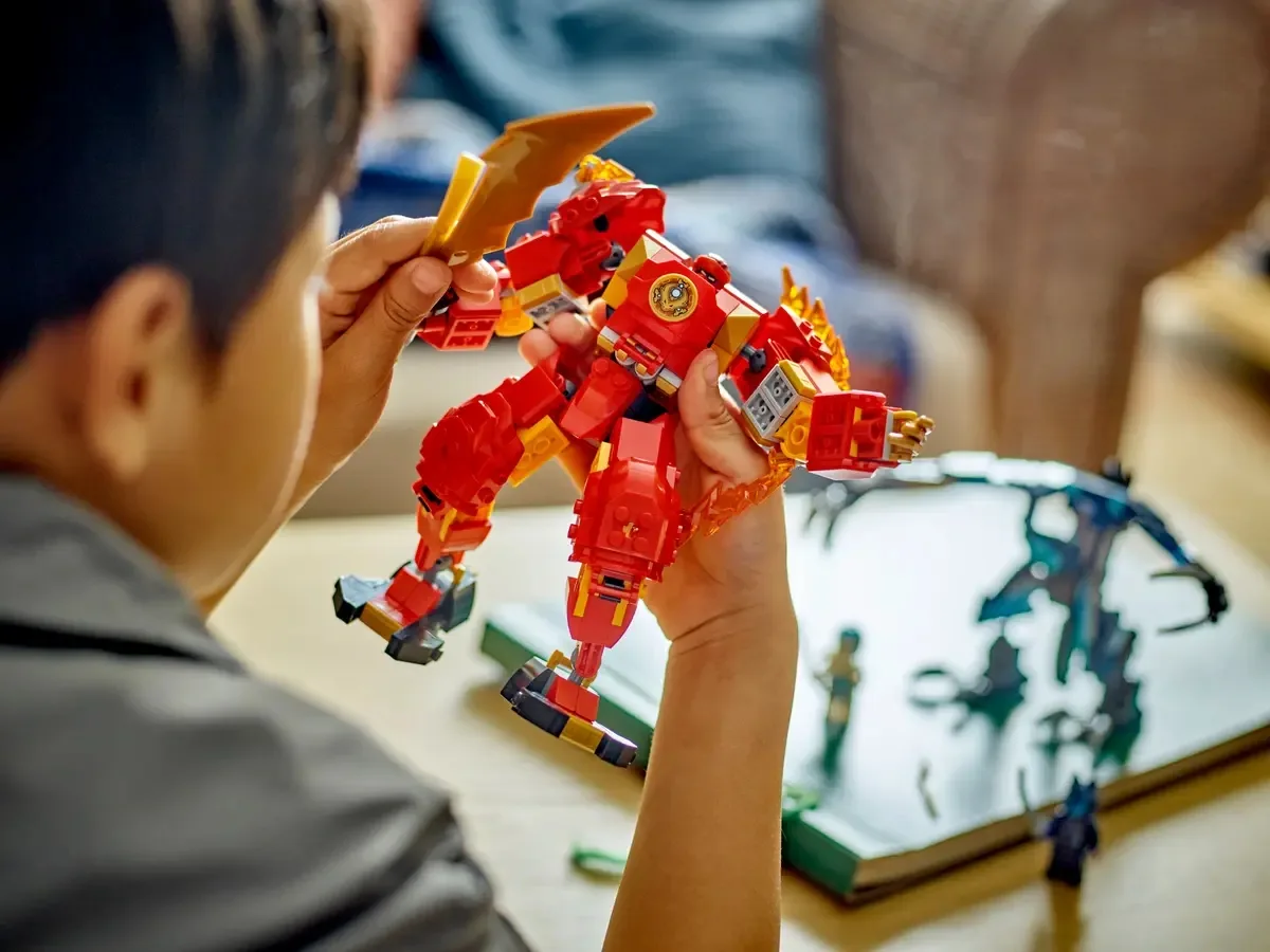Конструктор LEGO Ninjago Робот вогняної стихії Кая