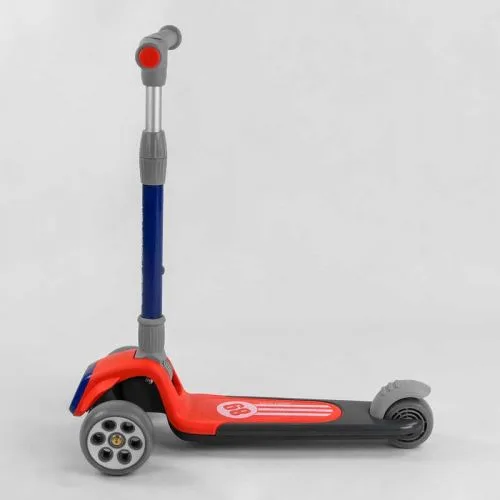 Самокат трехколесный Best Scooter красный для детей складной с алюминиевым рулем и светящимися колесами.