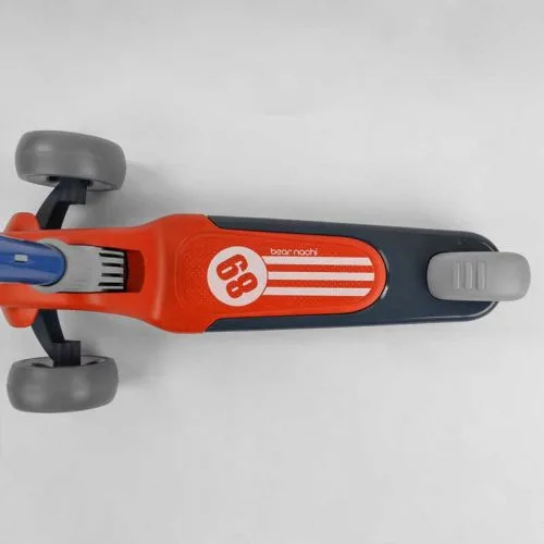 Самокат трехколесный Best Scooter красный для детей складной с алюминиевым рулем и светящимися колесами.