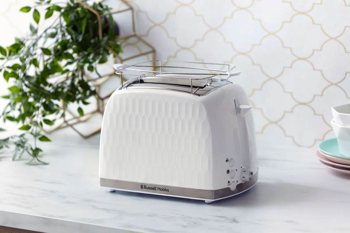 Тостер Russell Hobbs Honeycomb 850 Вт пластиковий білий
